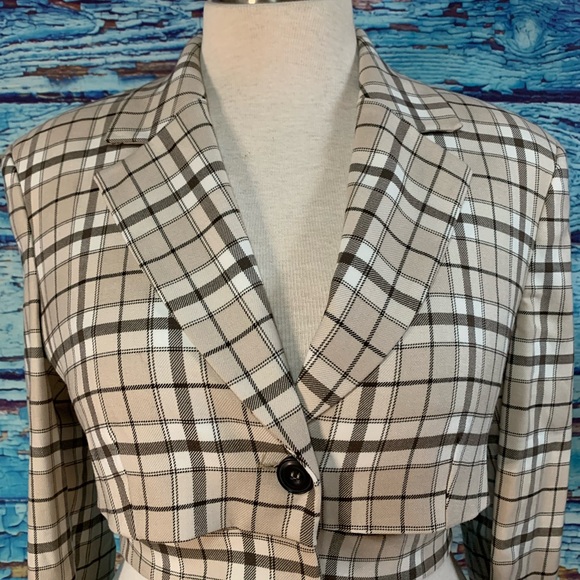 Bershka Cropped Plaid Blazer - Picture 4 of 8